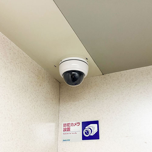 京都市のマンション内のエレベーターに設置した防犯カメラ