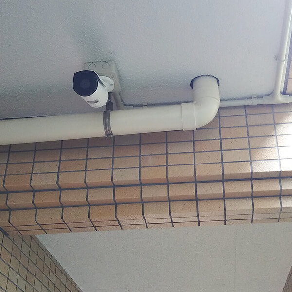 東京新宿区のマンションの防犯カメラ