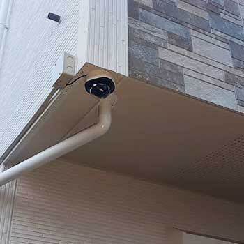自宅の防犯対策で玄関に防犯カメラ