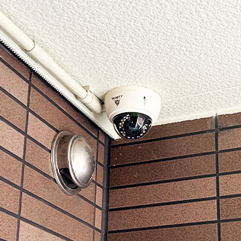 関西の個人宅で家庭用防犯カメラ設置